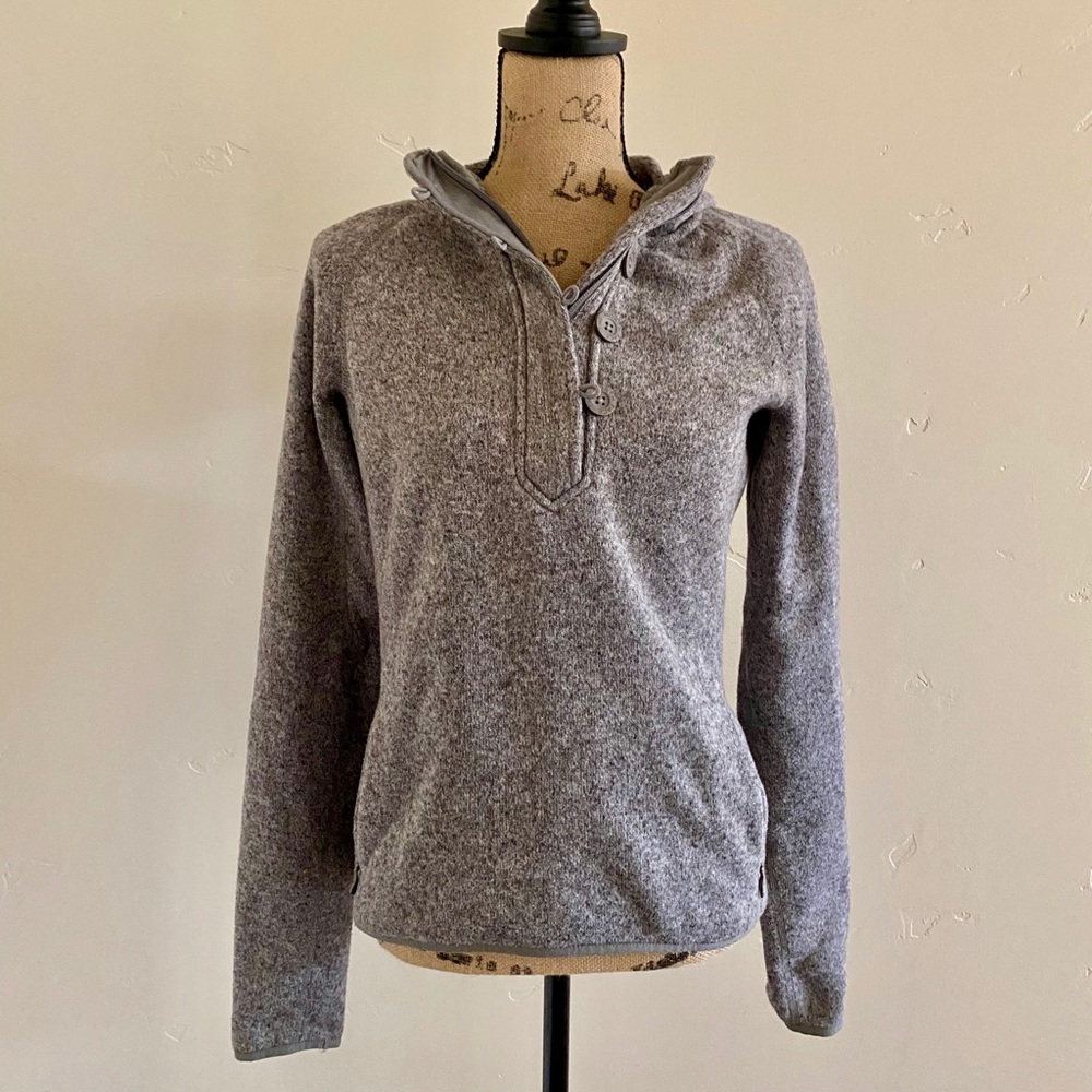 North Face | NWOT hooded sweater